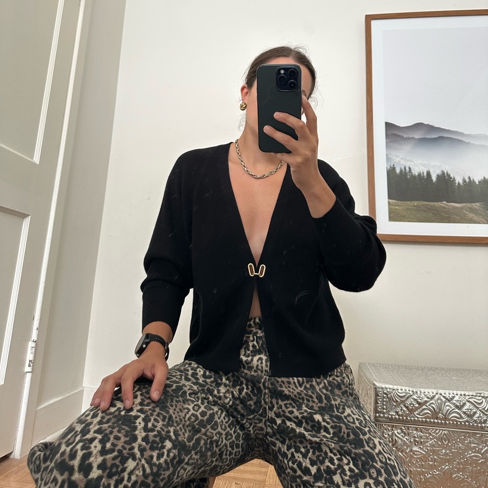 Sioni Black Knitwear